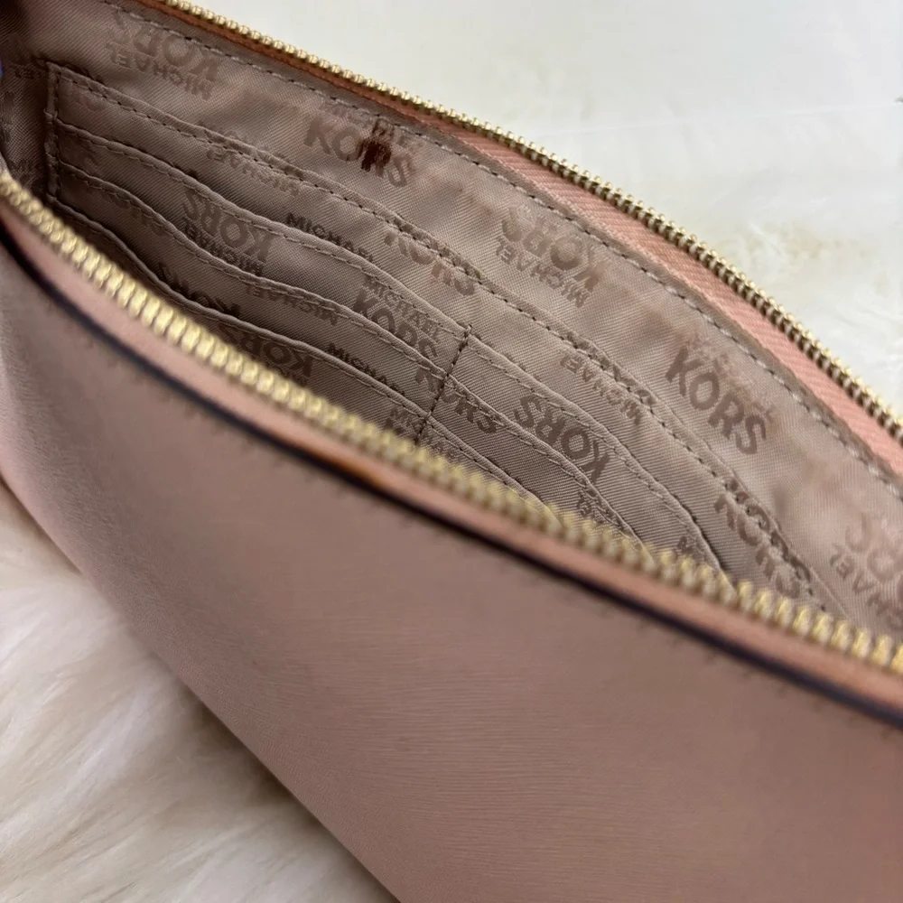MICHAEL Michael Kors PINK STUDED WRIST BAG